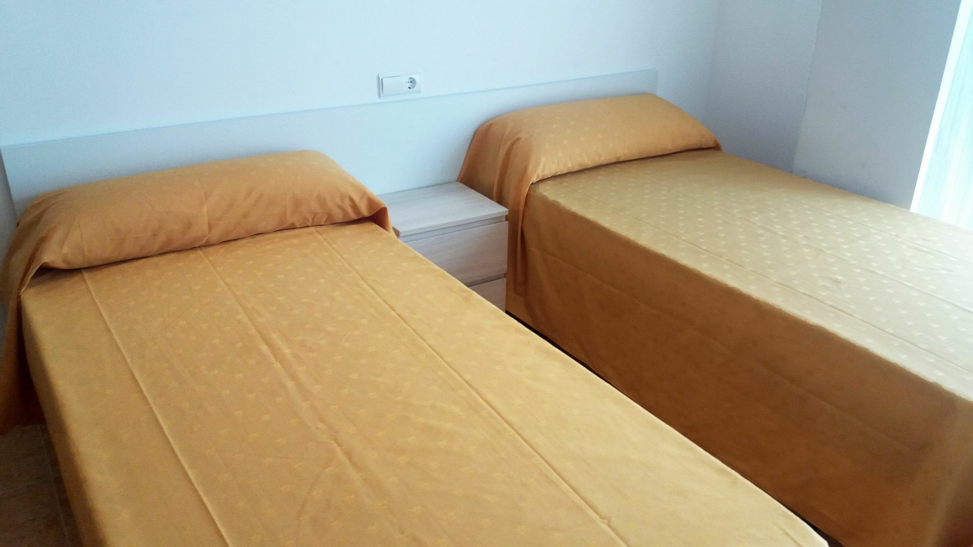 Apartamentos Acropolis 3000 オロペサ・デル・マール エクステリア 写真